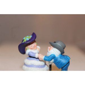 Dept 56 North Pole - Kick Up Your Heels